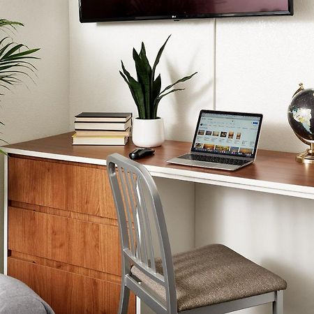 Intown Suites Extended Stay Houston Tx - Highway 6 ไซเปรส ภายนอก รูปภาพ