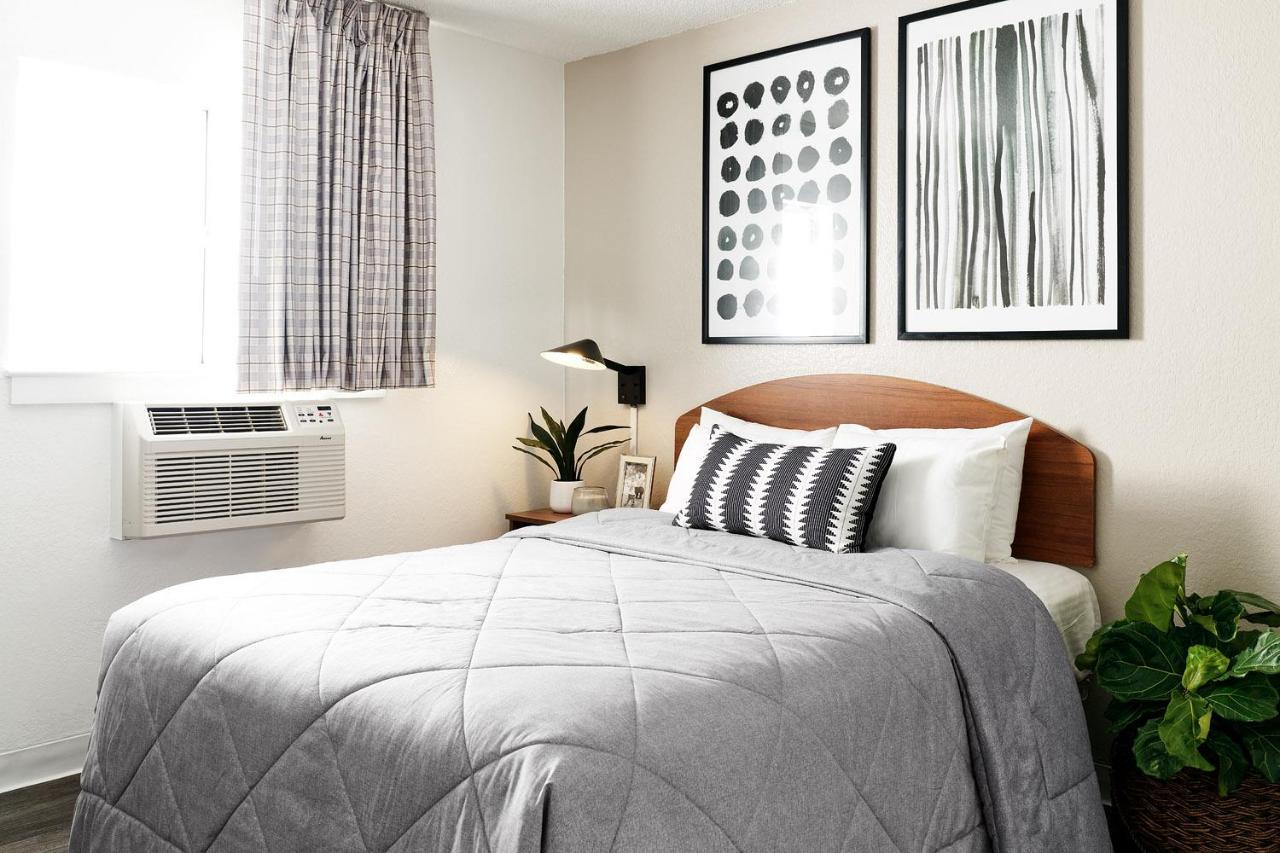 Intown Suites Extended Stay Houston Tx - Highway 6 ไซเปรส ภายนอก รูปภาพ